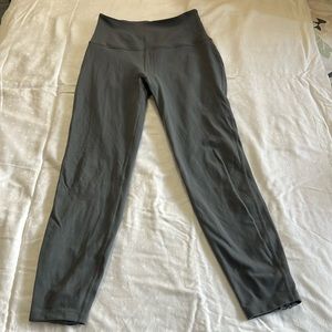 Beyond yoga Kate Spade gray medium leggings